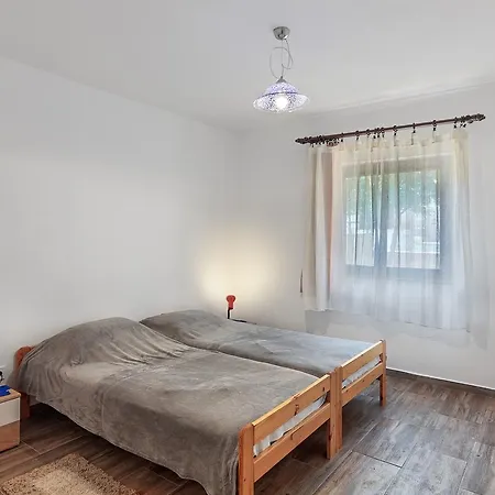 Vesna Apartment Pjescana Uvala Exterior photo